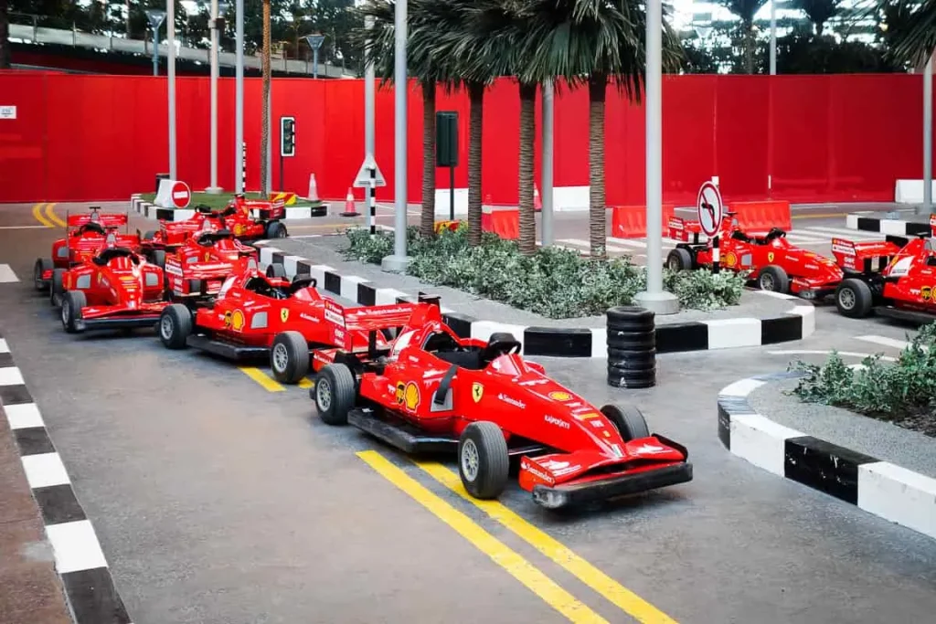 Ferrari World в Абу Даби